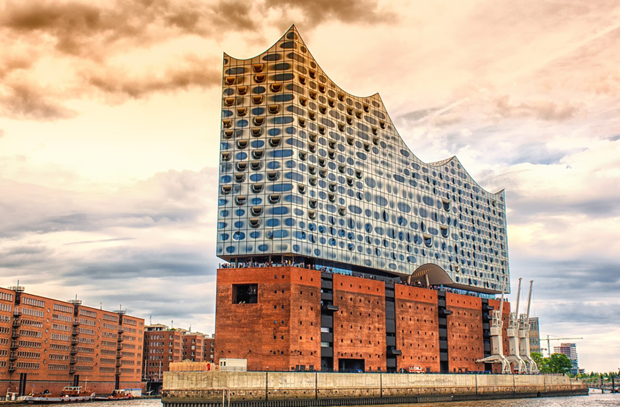 Ballonfahrt Hamburg Blick auf die Elbphilharmonie