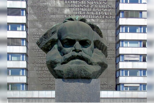 Ballonfahrt Mecklenburgische Seenplatte, Raum Chemnitz, Karl-Marx-Monument