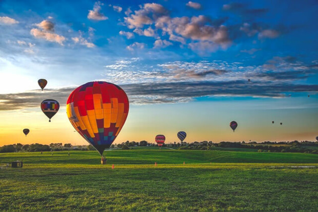 Bild von Ballonfahrten für Zwei ☀️ Heißluftballon fliegen a