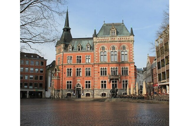 Ballonfahrt Cloppenburg, Raum Oldenburg, Rathaus Oldenburg 