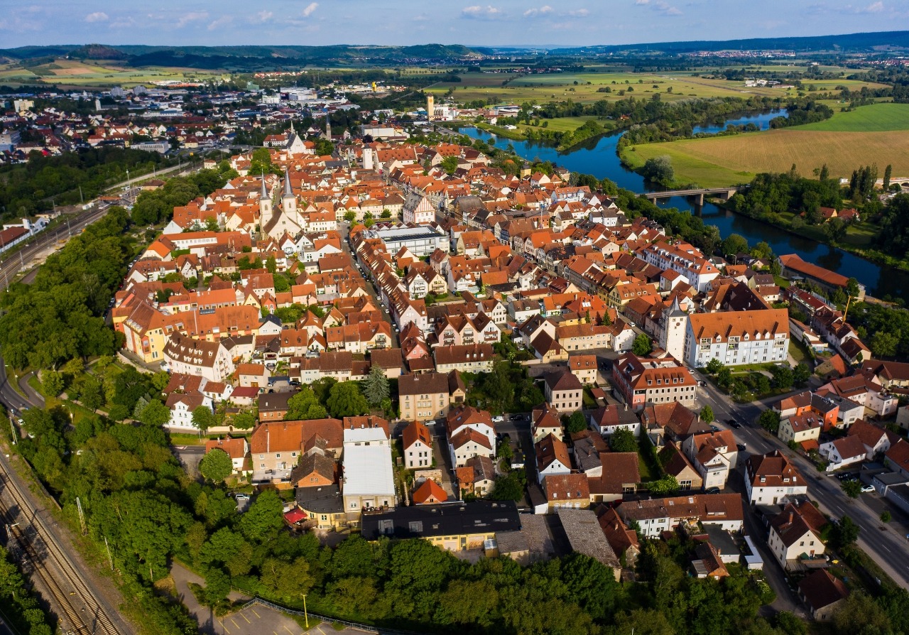 Blick auf Haßburg von oben