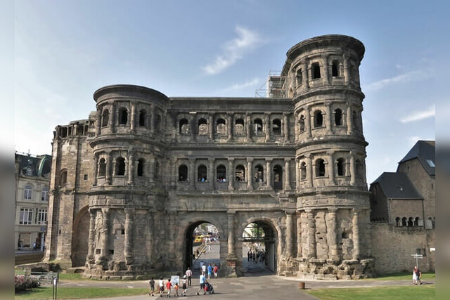 Ballonfahrt Trier, Sehenswürdigkeiten, Porta Nigra